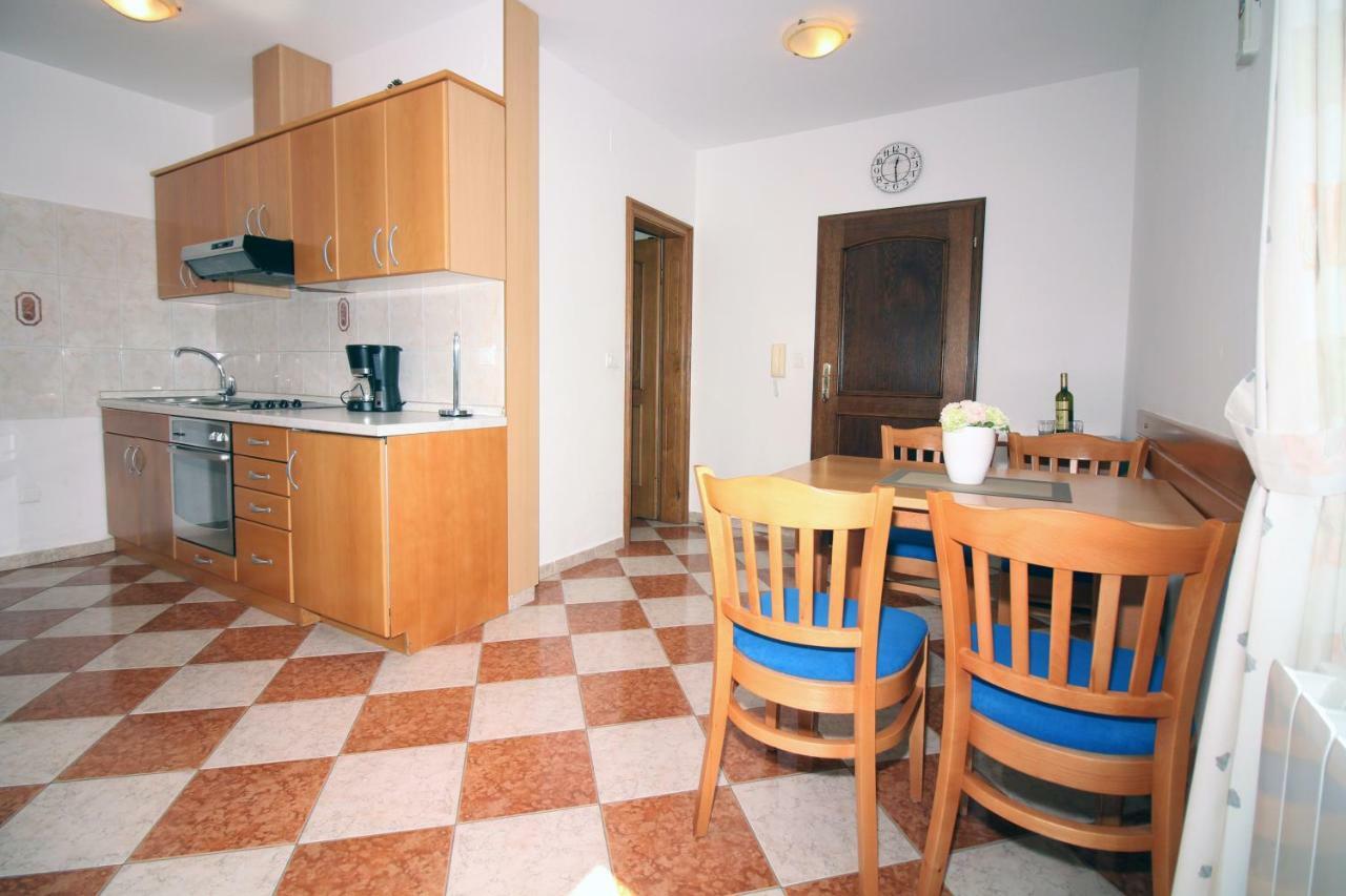 Apartmani Amado/Lozic زادار المظهر الخارجي الصورة